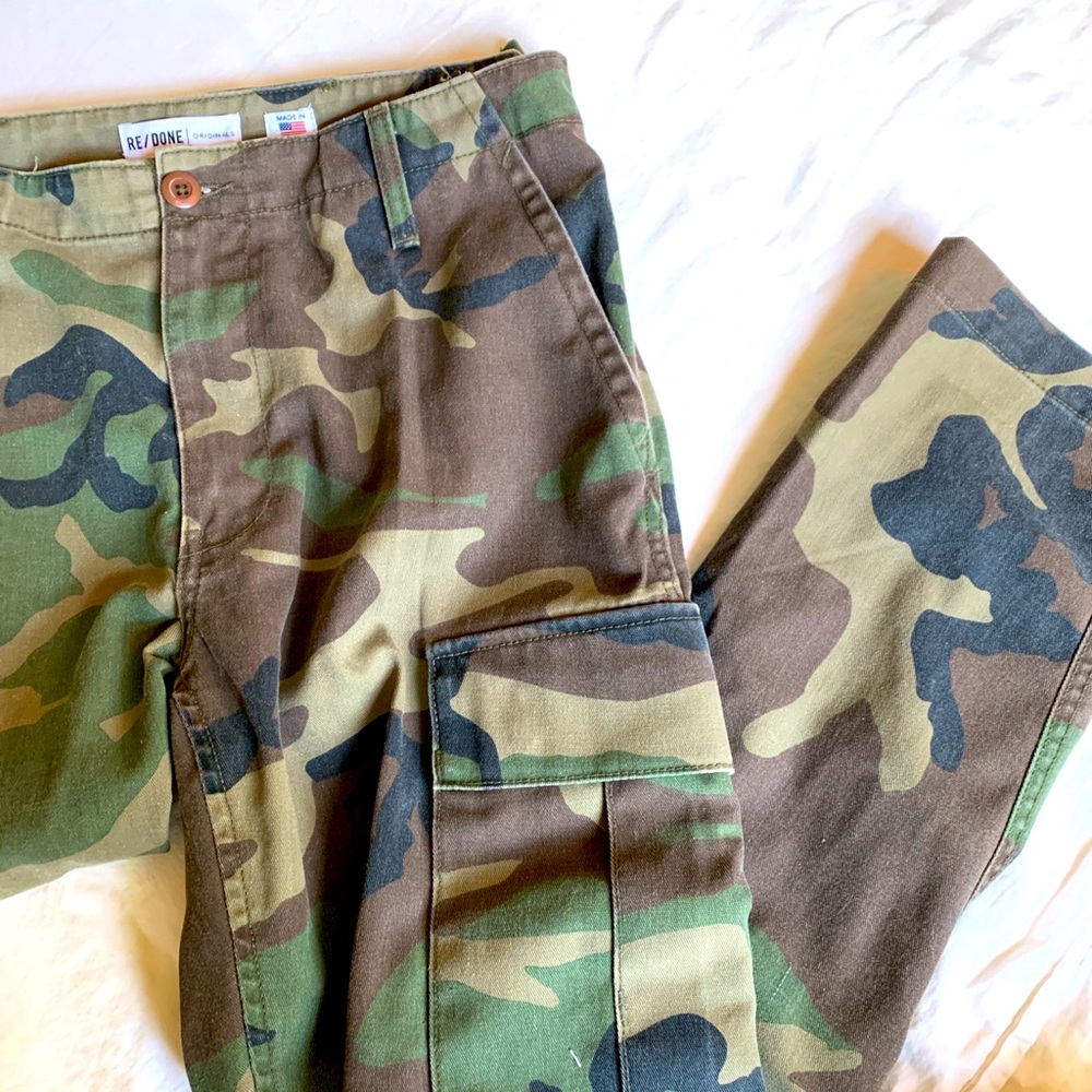 RE/DONE CAMO CARGO size 27 excellent no flaws